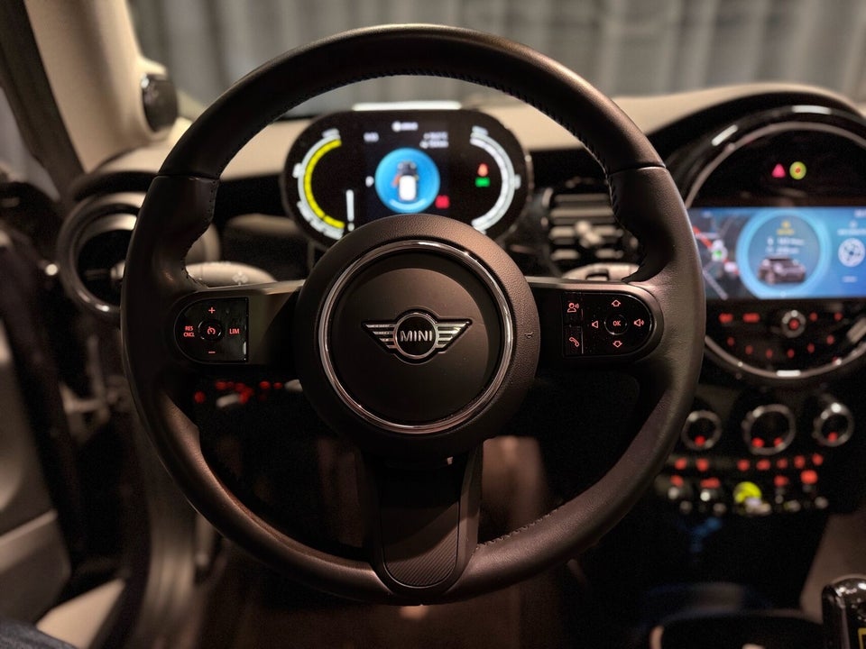 MINI Cooper SE Edition Premium Plus 3d