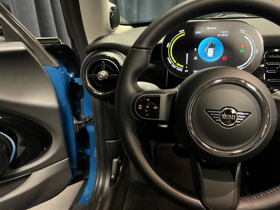 MINI Cooper SE Edition Premium Plus 3d