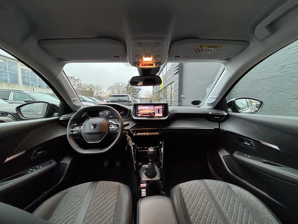 Peugeot 208 1,2 PureTech 100 Allure 5d