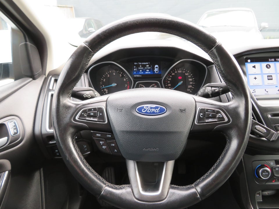 Ford Focus 1,0 SCTi 125 Titanium stc. 5d
