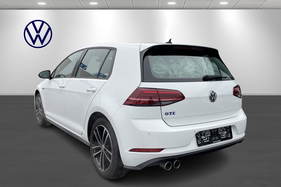 VW Golf VII 1,4 GTE DSG 5d