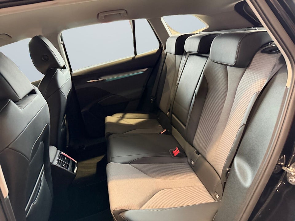 Skoda Enyaq 50 iV 5d