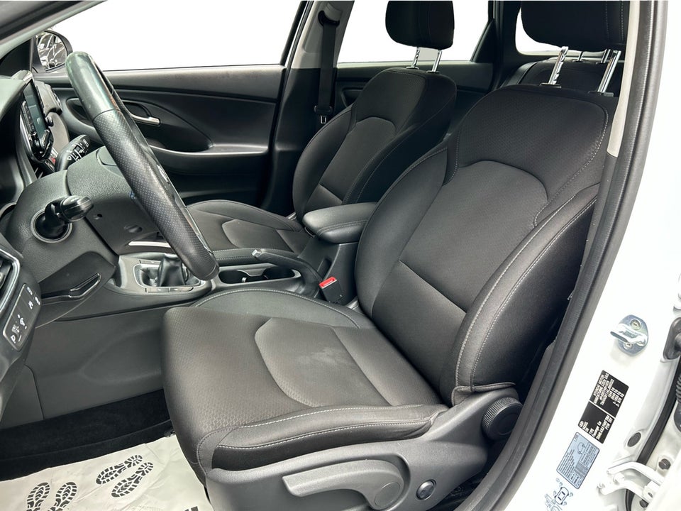 Hyundai i30 1,0 T-GDi Life Komfort stc. 5d