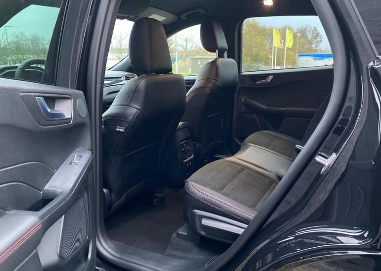 Ford Kuga 2,5 PHEV ST-Line X CVT 5d