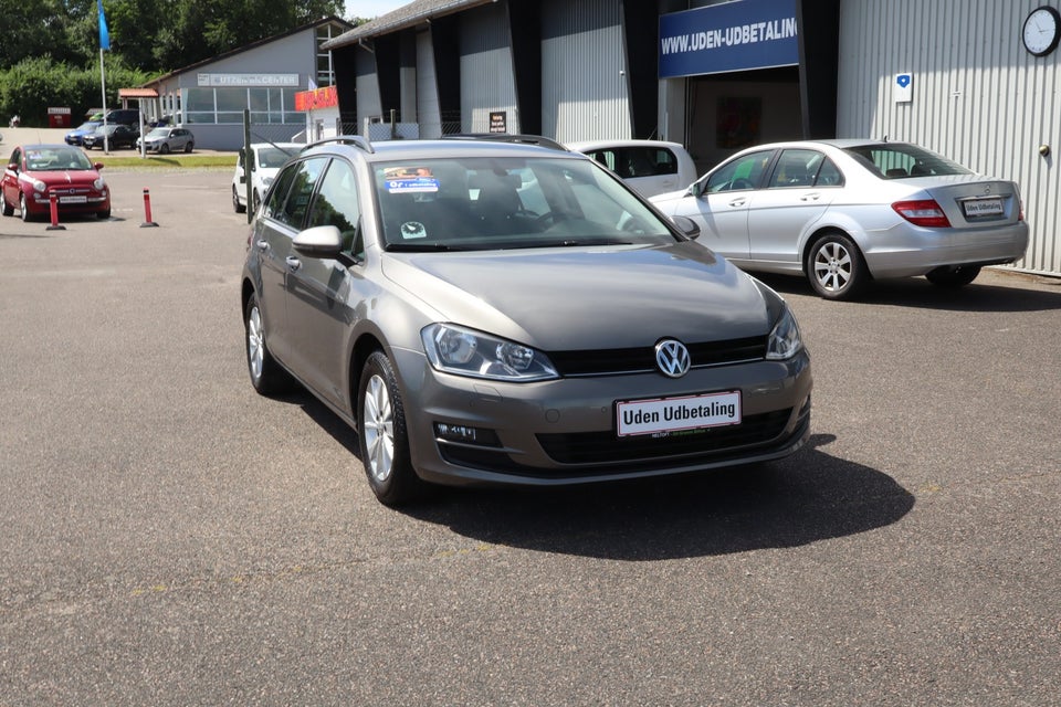 VW Golf VII 1,4 TSi 122 Comfortline Variant BMT 5d