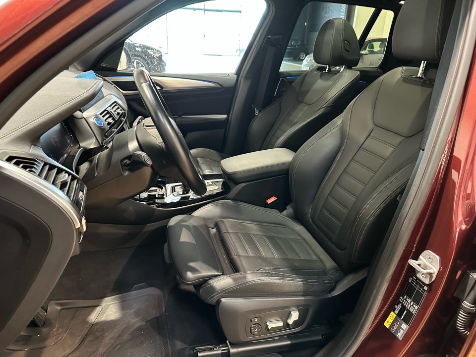 BMW iX3 Charged Plus 5d