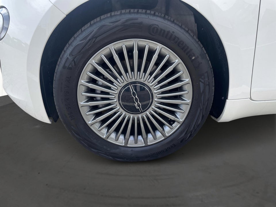 Fiat 500e 42 Icon 3d