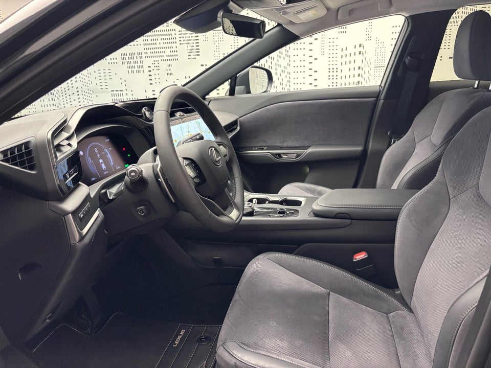 Lexus RZ300e Luxury 5d