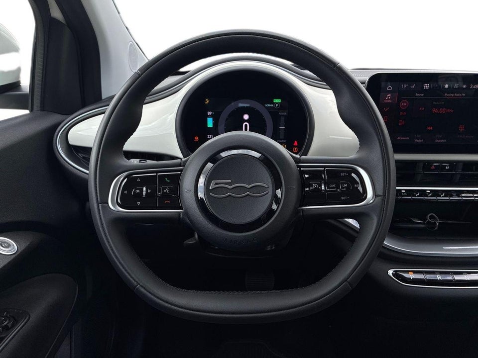 Fiat 500e 42 Icon 3d