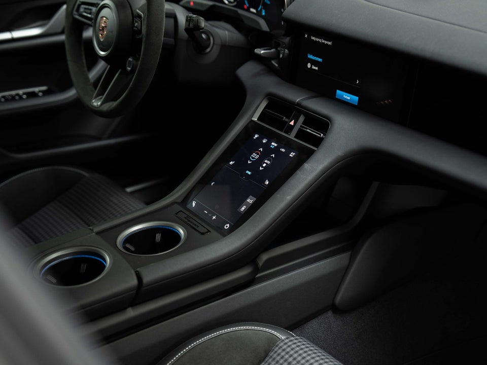 Porsche Taycan Performance+ Sport Turismo 5d