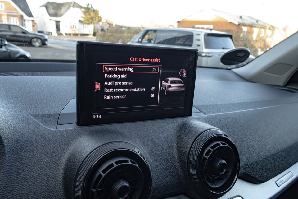 Audi Q2 1,4 TFSi 150 Sport S-tr. 5d