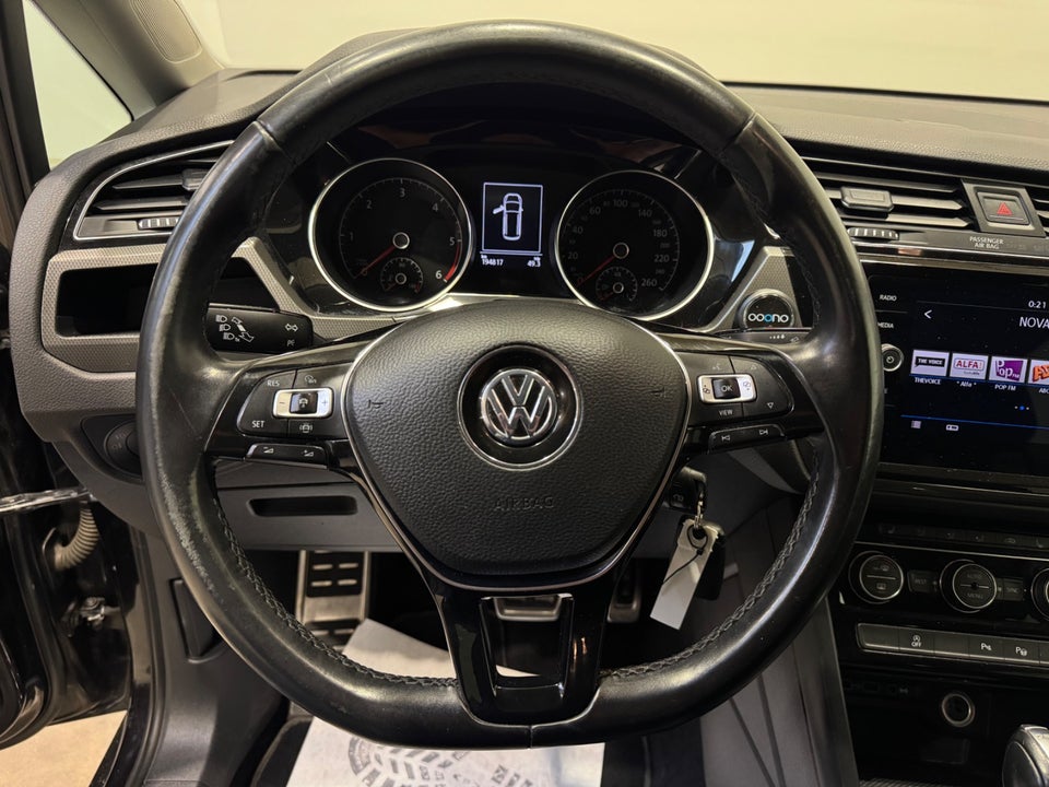 VW Touran 1,6 TDi 115 IQ.Drive DSG Van 5d