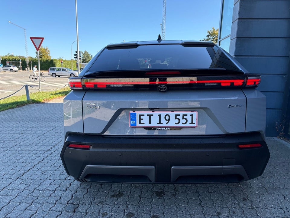 Toyota C-HR+ 77 Active 5d