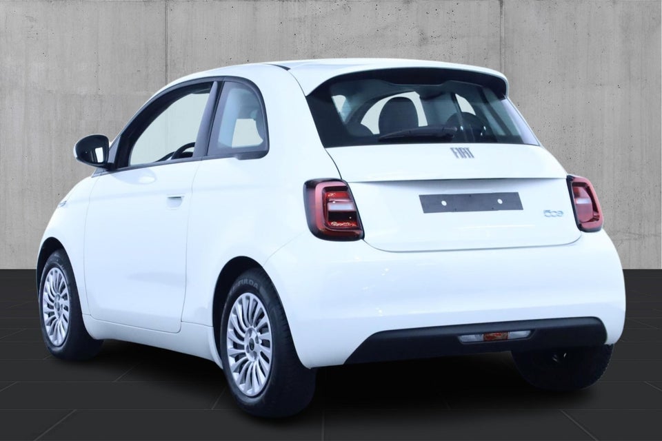 Fiat 500e 42 Icon 3+1 4d