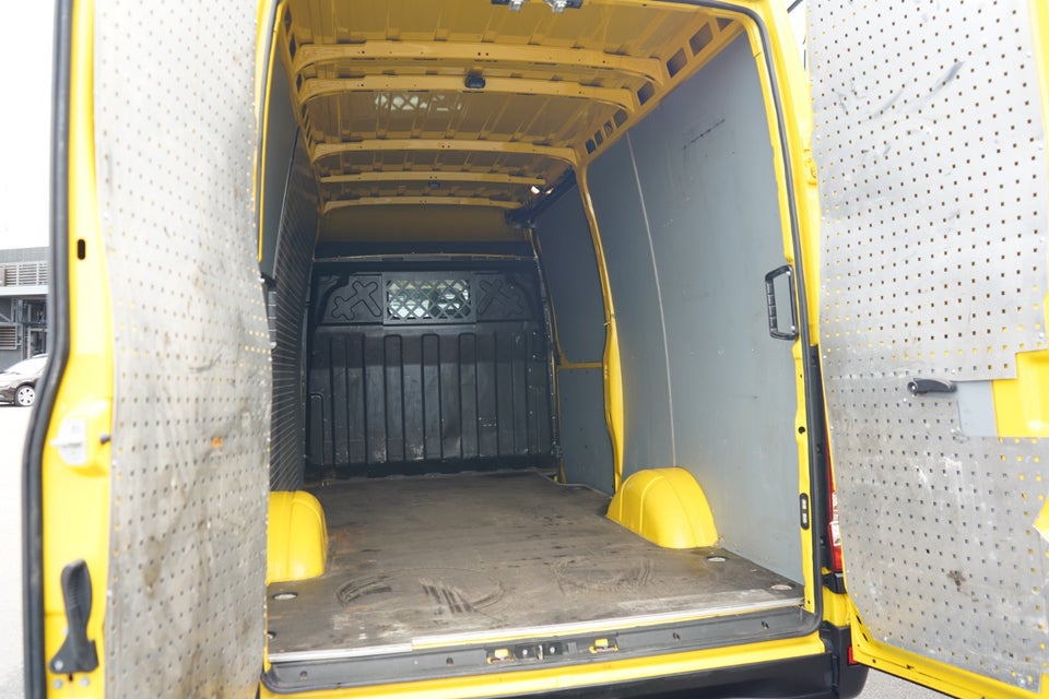 Iveco Daily 3,0 35C17 12m³ Van
