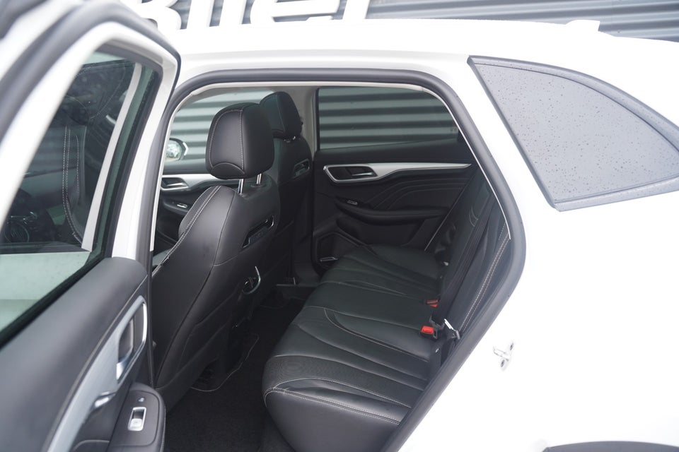 MG Marvel R Luxury 5d