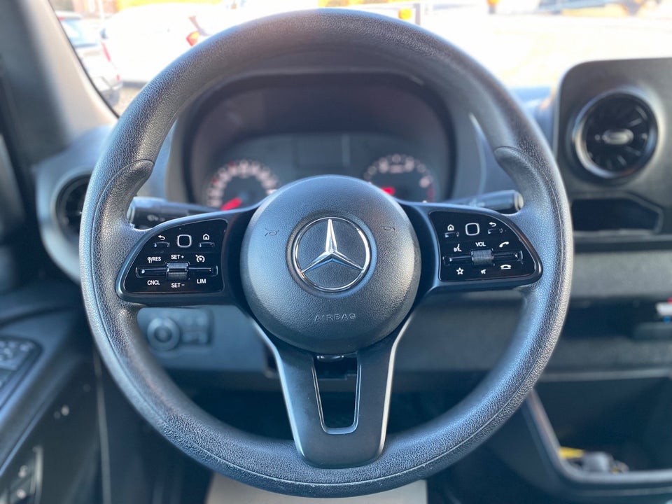 Mercedes Sprinter 317 2,0 CDi A2 Kassevogn aut. RWD