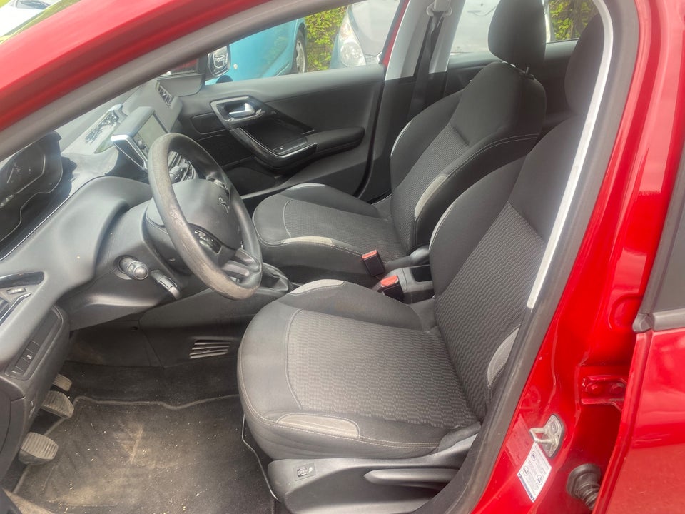 Peugeot 208 1,0 VTi 68 Active 5d