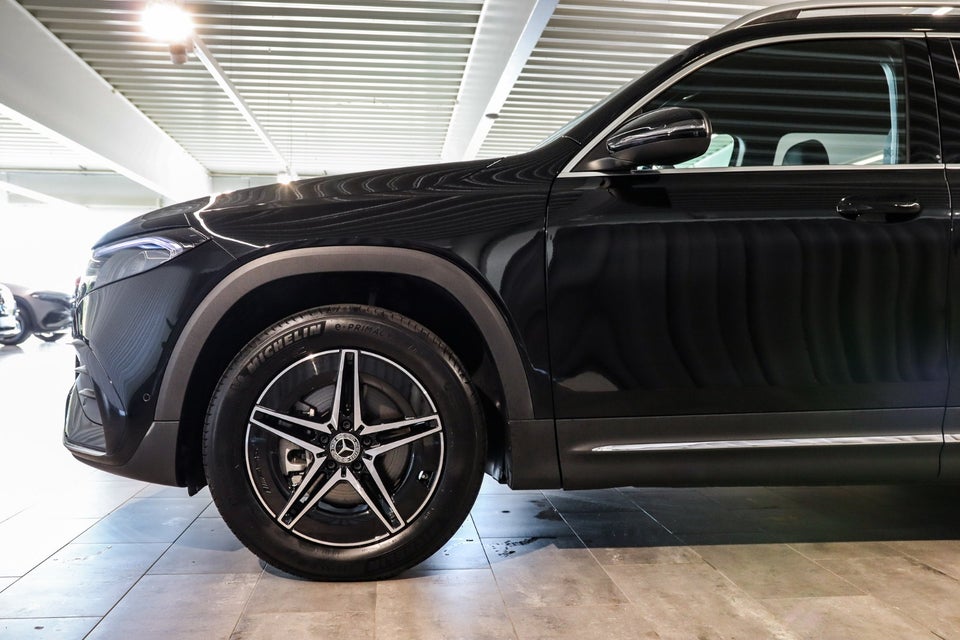 Mercedes EQB250+ AMG Advance 5d