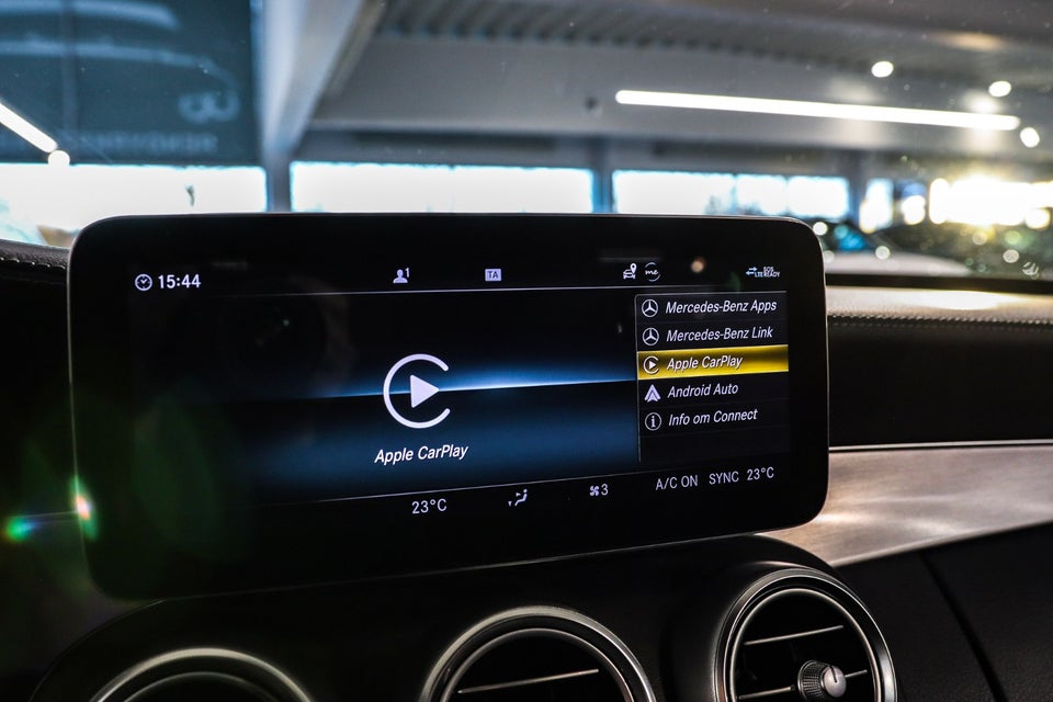 Mercedes C220 d 2,0 AMG Line Night Edition stc. aut. 5d