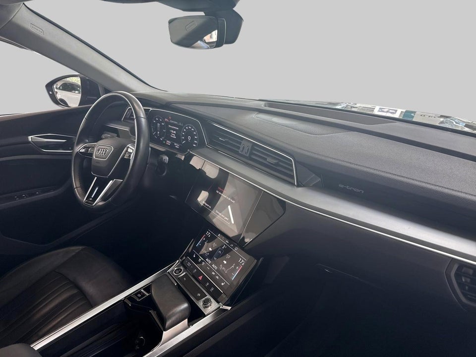 Audi e-tron 50 quattro 5d