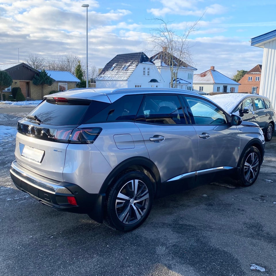 Peugeot 3008 1,6 Hybrid Allure Pack EAT8 5d