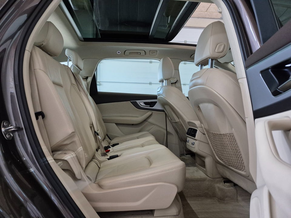 Audi Q7 3,0 TDi 272 quattro Tiptr. 5d