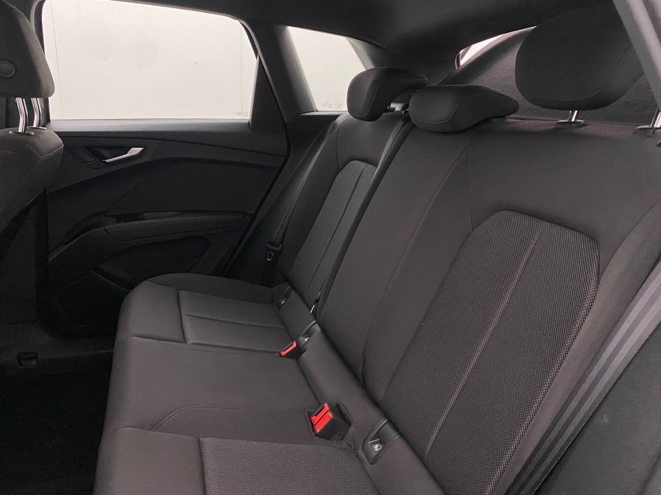 Audi Q4 e-tron 35  5d