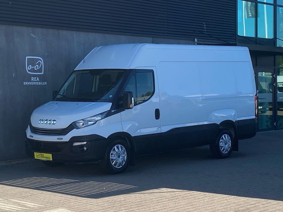 Iveco Daily 2,3 35S16 12m³ Van AG8