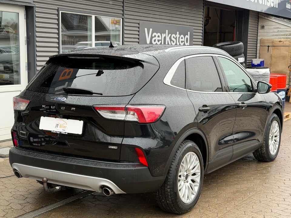 Ford Kuga 2,5 PHEV Titanium CVT 5d