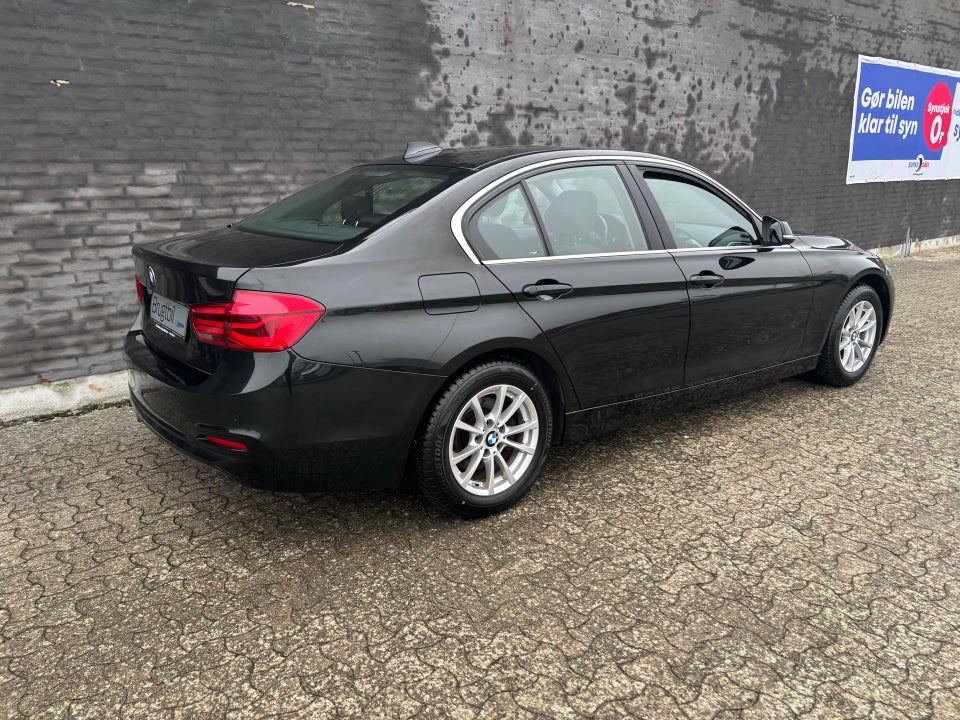 BMW 320i 2,0 Executive aut. 4d