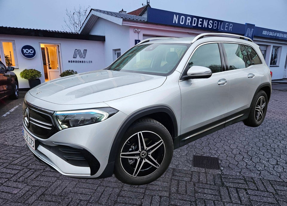 Mercedes EQB250 AMG Line 5d