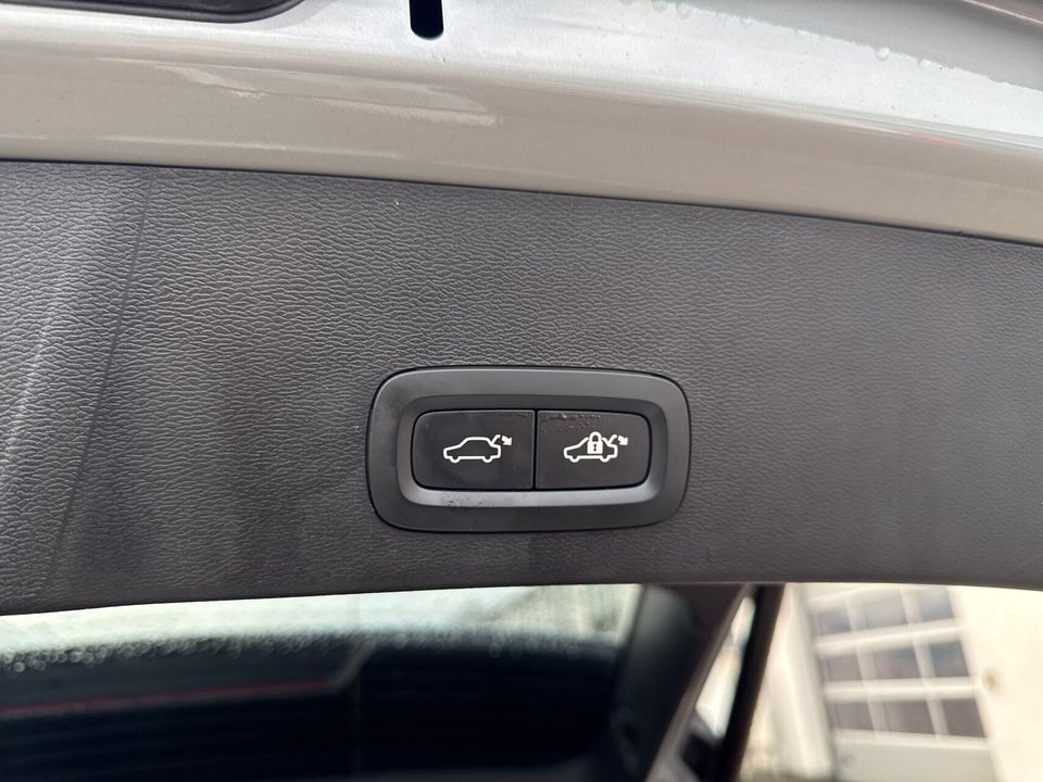 Volvo EX40 Extended Range Core 5d