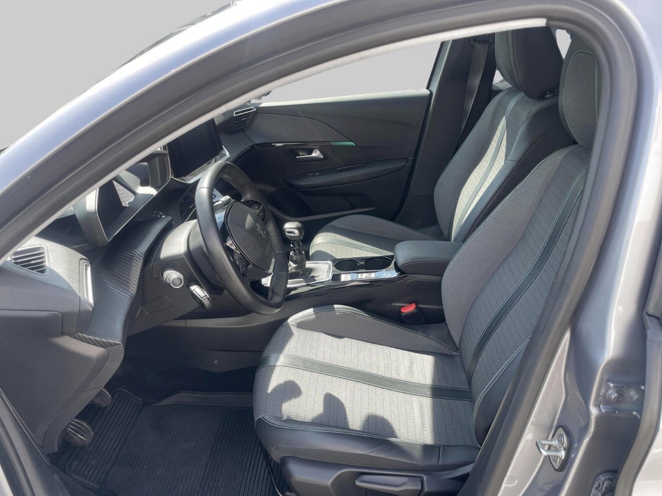 Peugeot 208 1,2 PureTech 100 Allure 5d