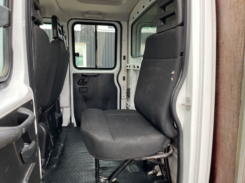 Iveco Daily 2,3 35S13 3750mm Lad 2d