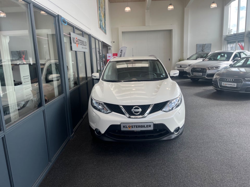 Nissan Qashqai 1,5 dCi 110 Tekna 5d