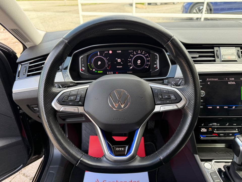 VW Passat 1,4 GTE High Variant DSG 5d