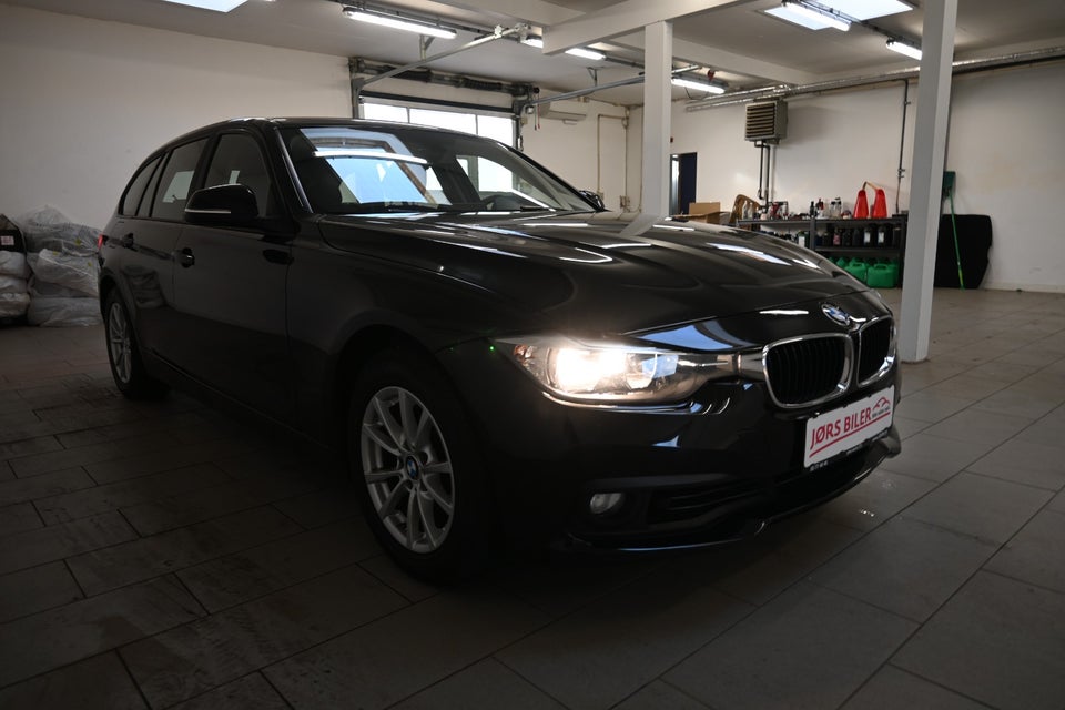 BMW 318i 1,5 Touring aut. 5d