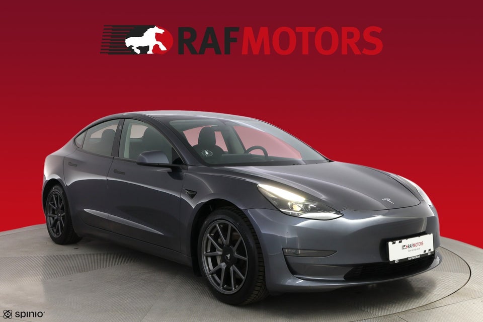 Tesla Model 3 Long Range AWD 4d