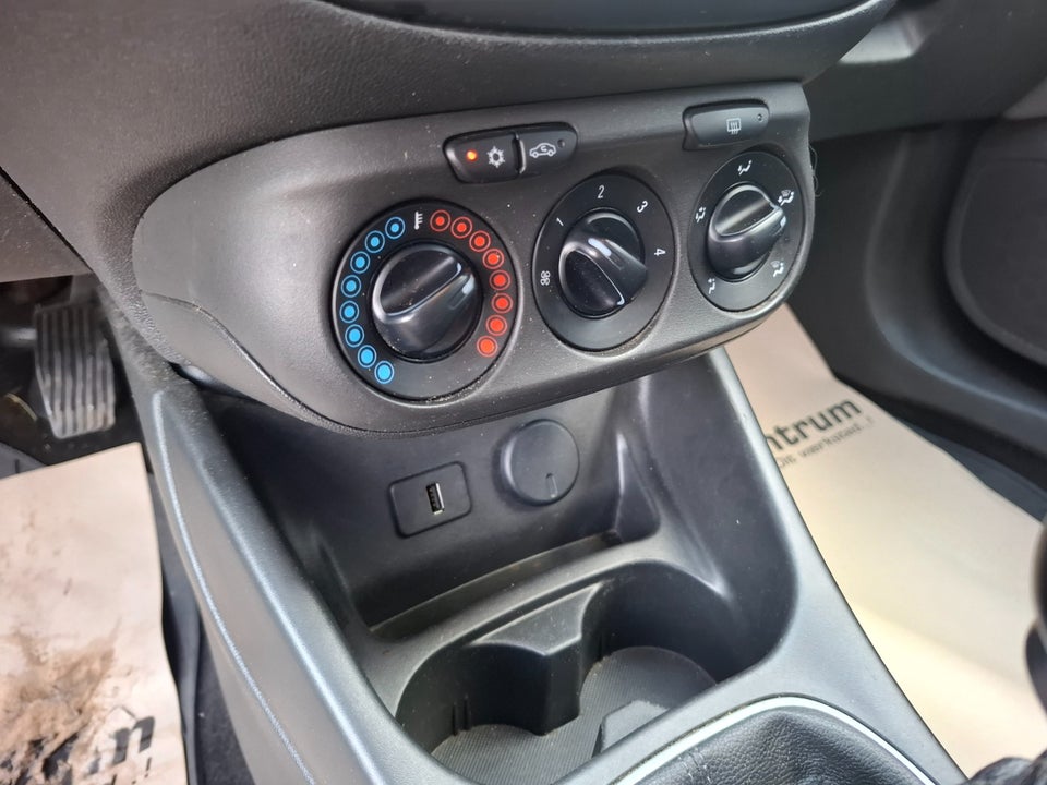 Opel Corsa 1,4 16V Enjoy 5d