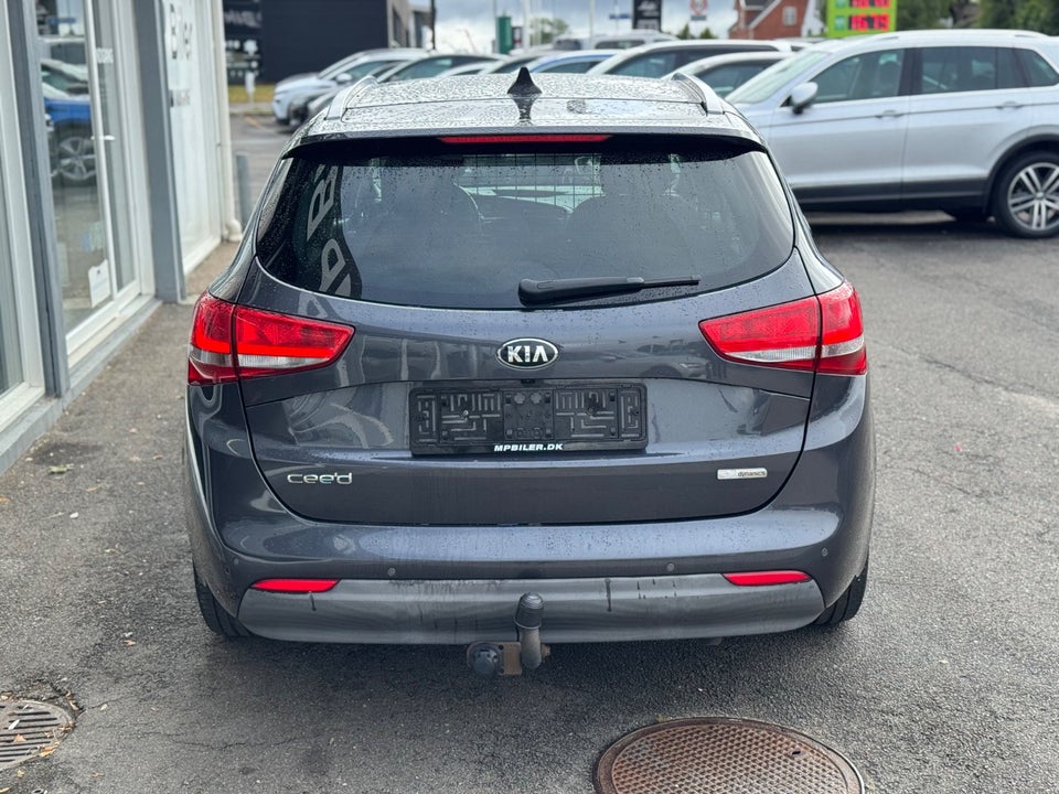 Kia Ceed 1,6 CRDi 110 Attraction SW 5d