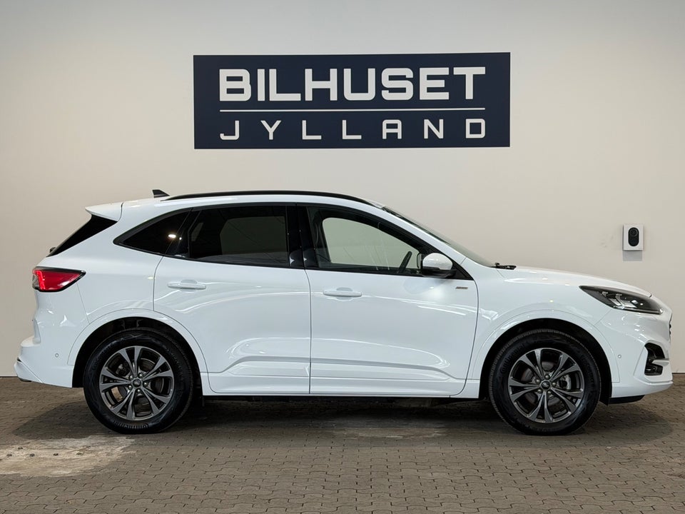 Ford Kuga 2,5 PHEV ST-Line X CVT 5d