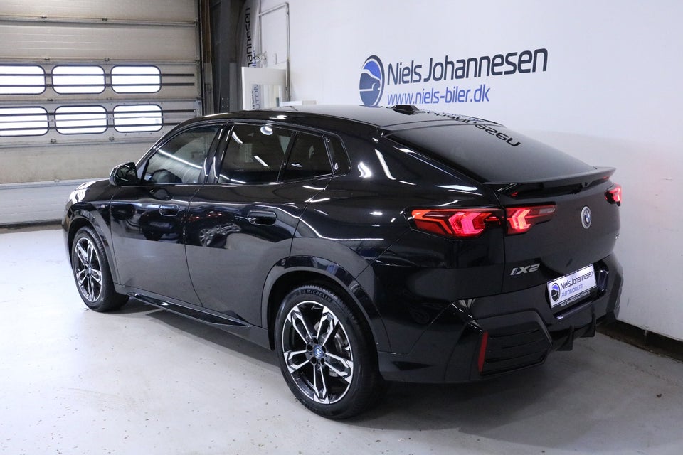 BMW iX2 eDrive20 M-Sport 5d