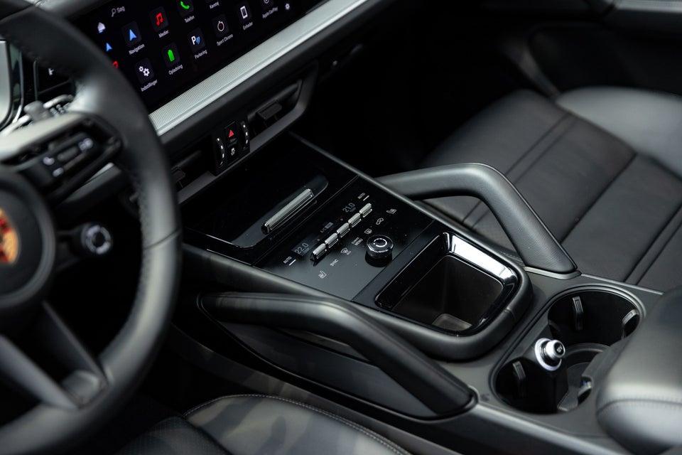 Porsche Cayenne 3,0 E-Hybrid Tiptr. 5d