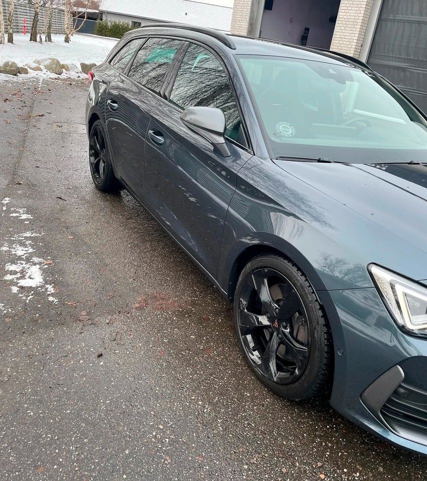 Cupra Leon 2,0 TSi VZ Sportstourer DSG 4Drive 5d