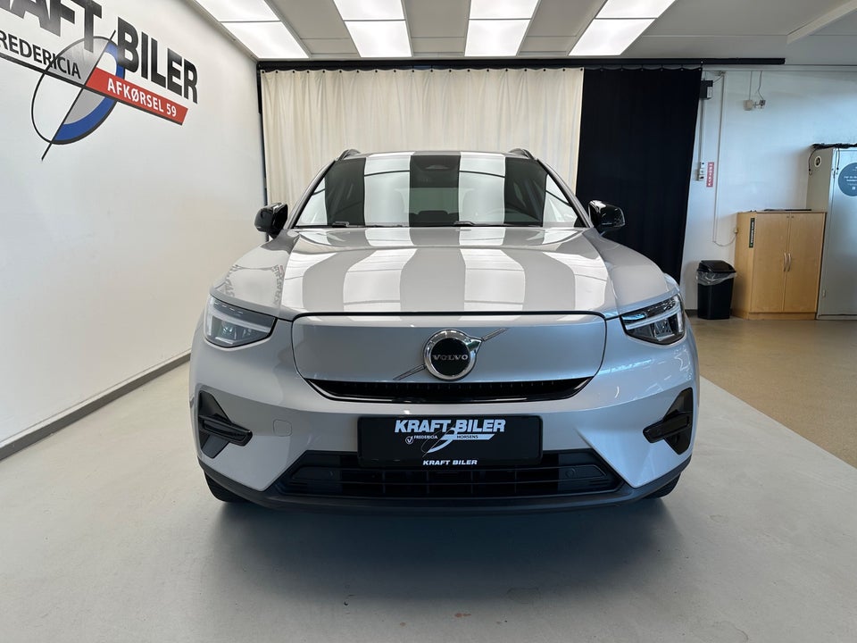 Volvo XC40 ReCharge Start 5d