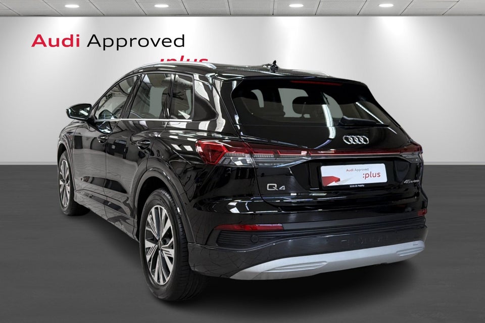 Audi Q4 e-tron 45 Progress 5d