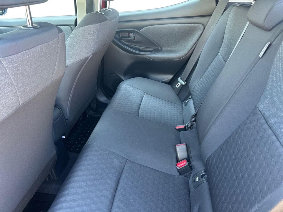 Toyota Yaris 1,5 Hybrid Active Tech+ e-CVT 5d
