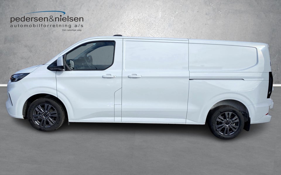 Ford Transit Custom 300L 2,0 EcoBlue Limited aut.