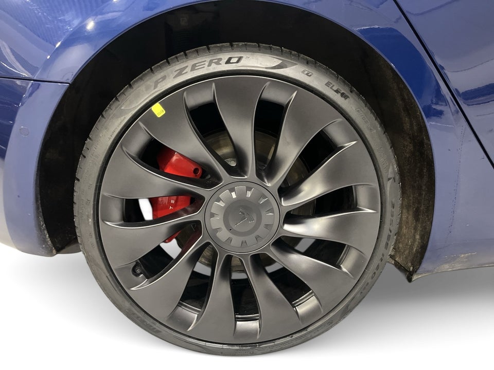 Tesla Model 3 Performance AWD 4d